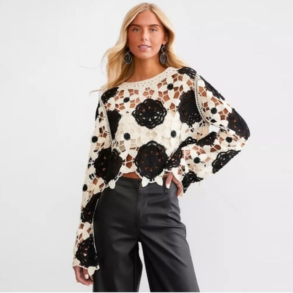 Elegant Black and White Crochet Women's Top